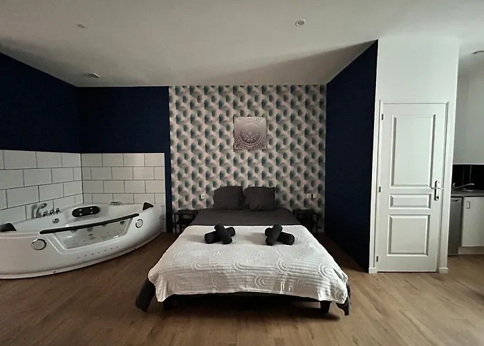 Apartment Baignoire Balneo, Baby-foot & Wifi Fibre Roubaix